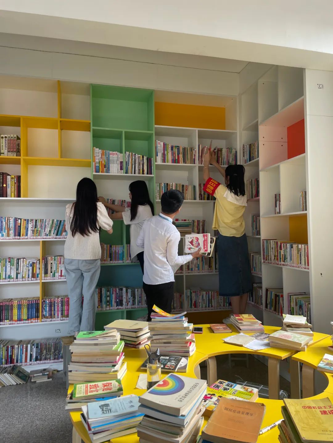 电子书屋手机版下载(电子书屋小说手机版txt)-第2张图片-QuickQ官网 电子书屋手机版下载(电子书屋小说手机版txt)-第2张图片-QuickQ官网